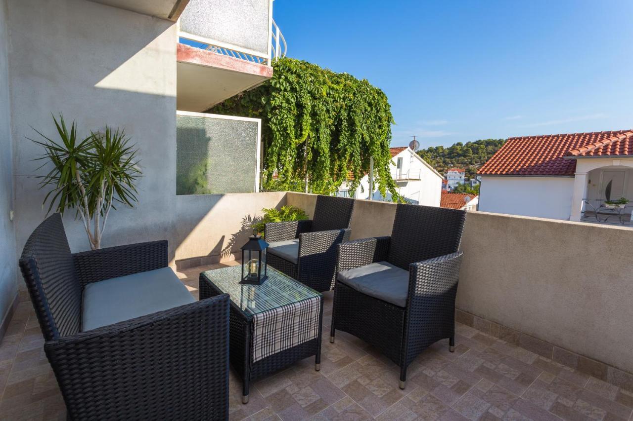 Apartman Lucy Хвар Екстер'єр фото