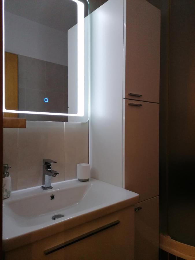 Apartman Lucy Хвар Екстер'єр фото