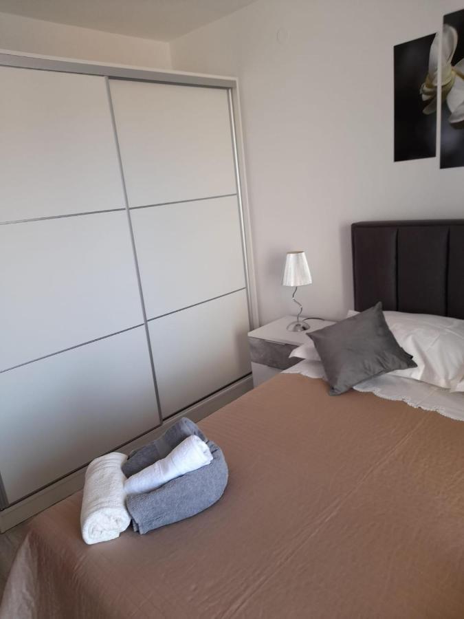 Apartman Lucy Хвар Екстер'єр фото