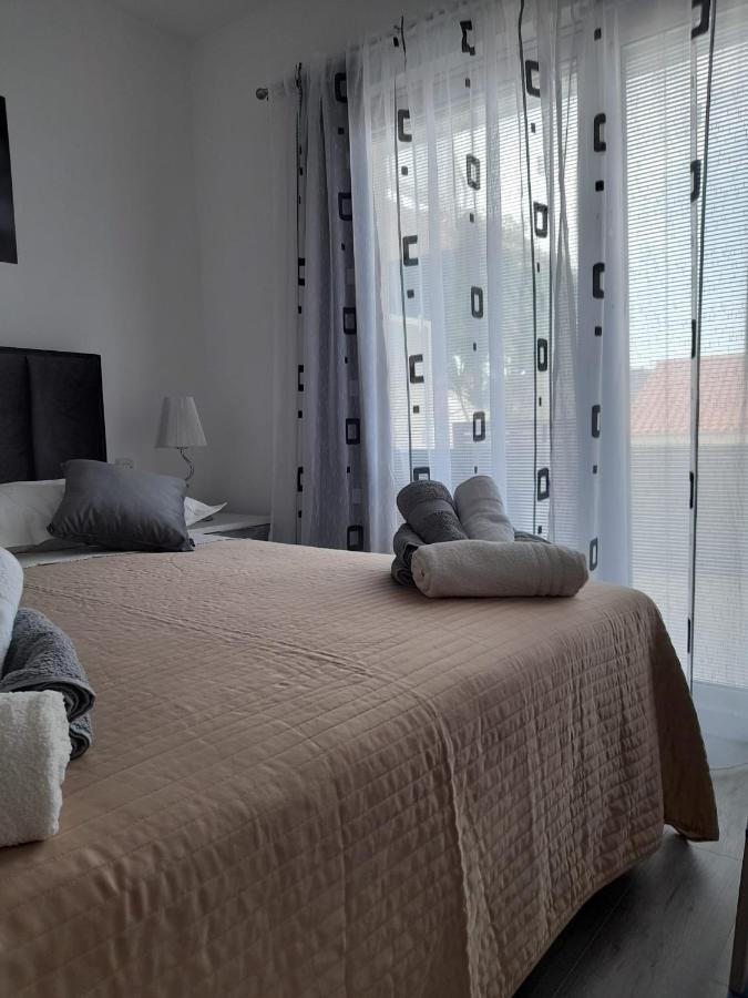 Apartman Lucy Хвар Екстер'єр фото
